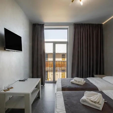 Salut Hotel Boekovel