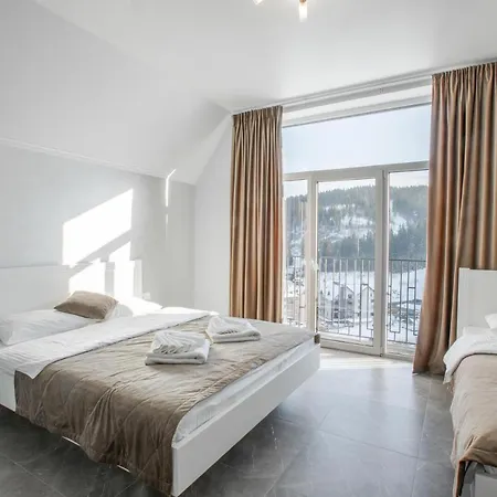 Salut Hotel Boekovel