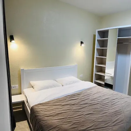 Hotel Salut